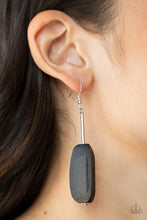 Load image into Gallery viewer, Tamarack Trail black -Earrings
